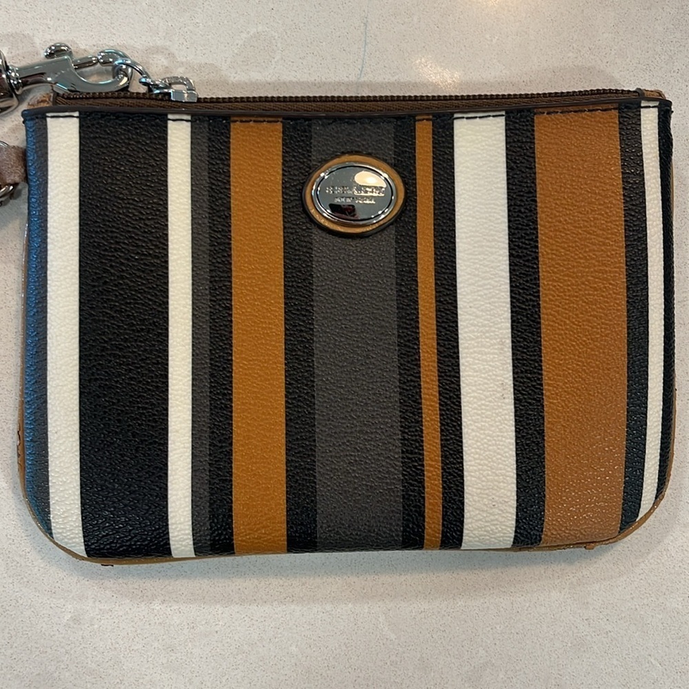 Coach Signature Women Wristlet/Wallet Brown Black Cream Strap Zipper PVC Leather - Picture 2 of 9